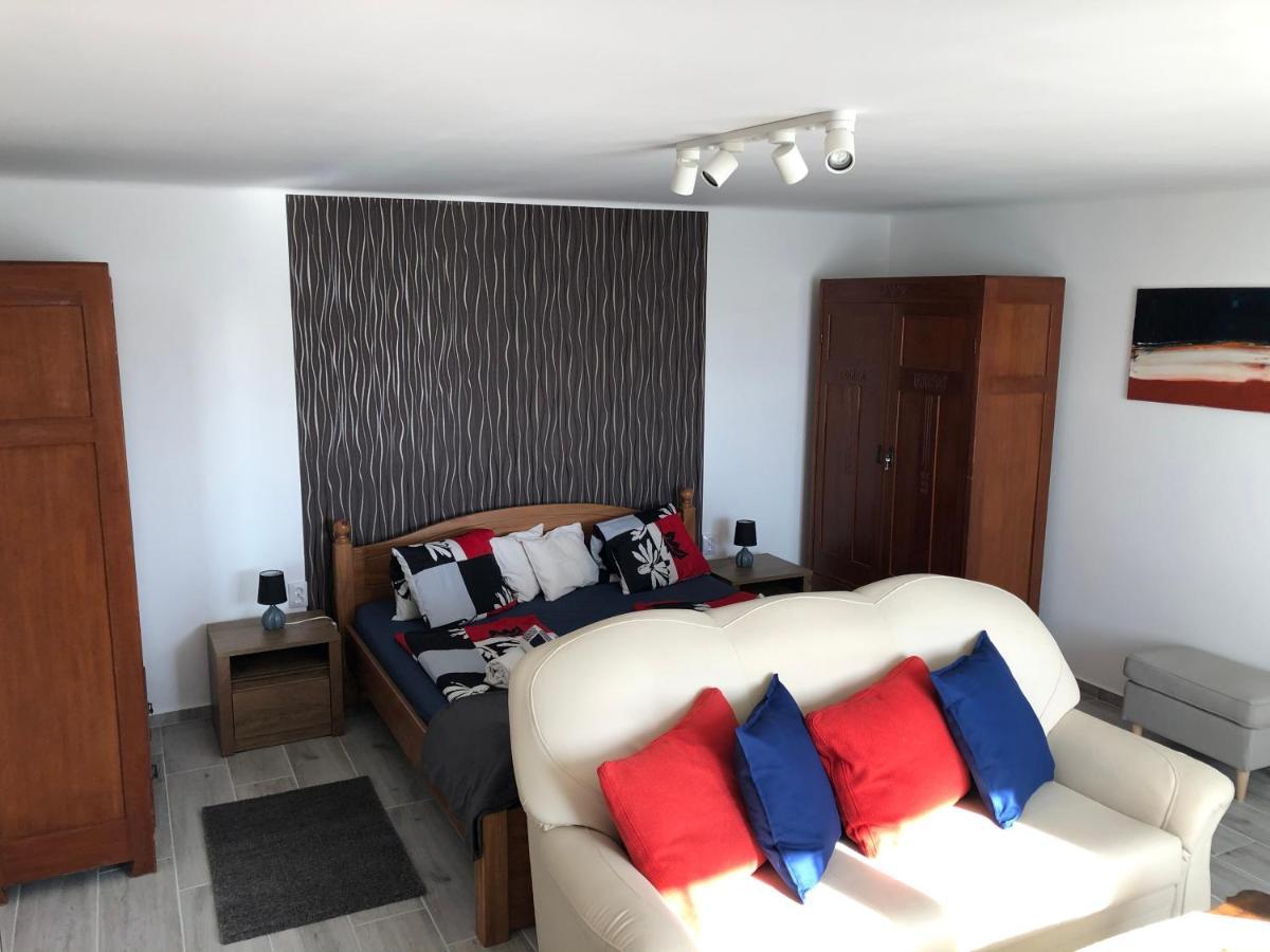 Leander Apartman Balatonakali Exterior foto